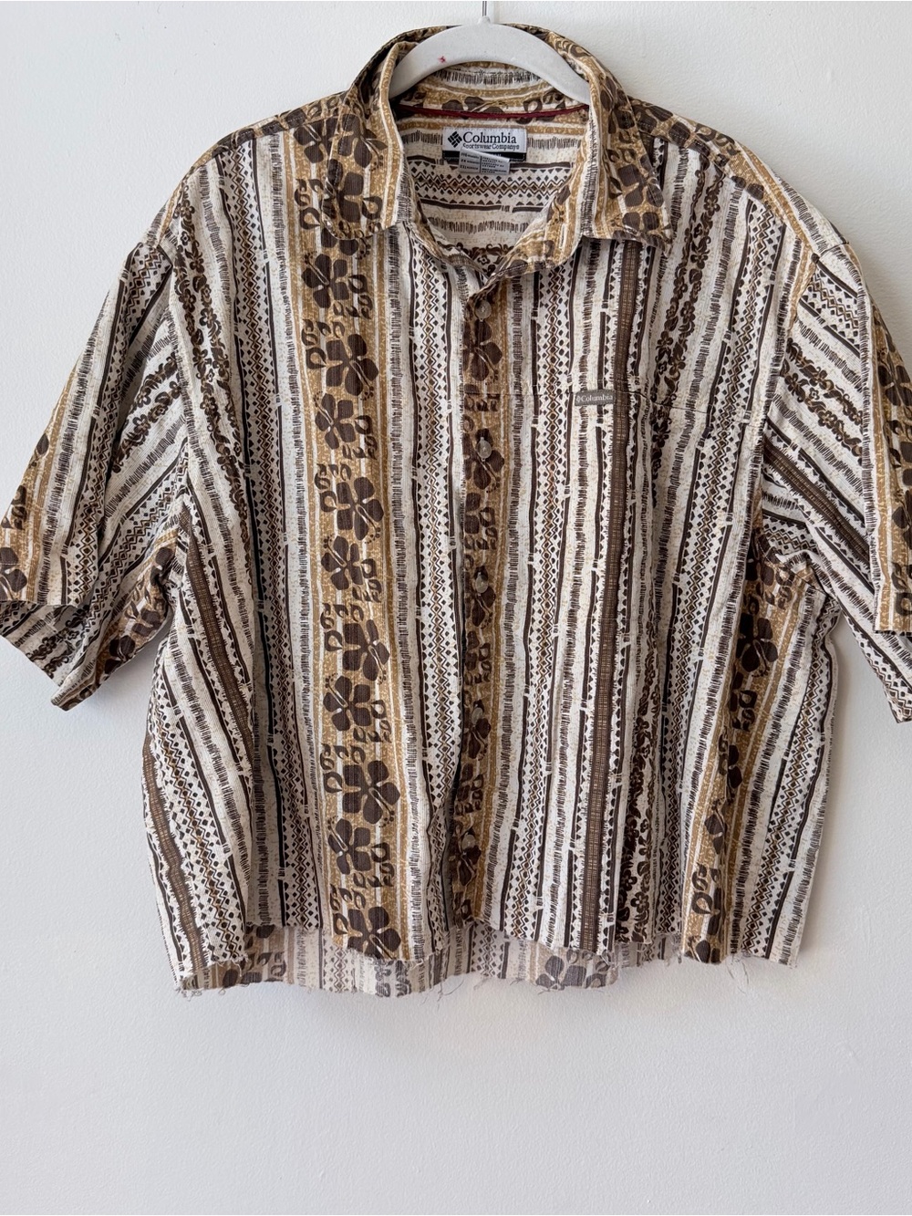 Vintage 90’s Columbia Cropped Short-Sleeve animal print top